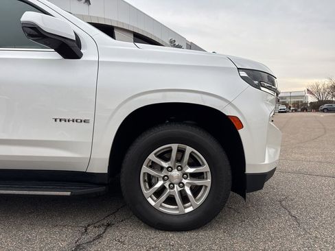 Used 2022 Chevrolet Tahoe LT w/ Luxury Package image 27