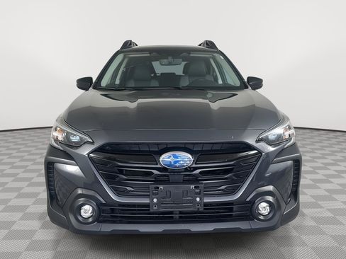 Used 2023 Subaru Outback Onyx Edition AWD/4WD image 2
