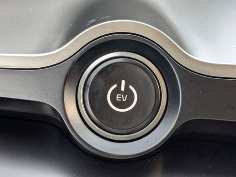 New 2025 Kia EV6 Light w/ Light LR Technology Package image 23