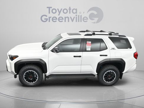 Used 2025 Toyota 4Runner TRD Off-Road Premium AWD/4WD image 4