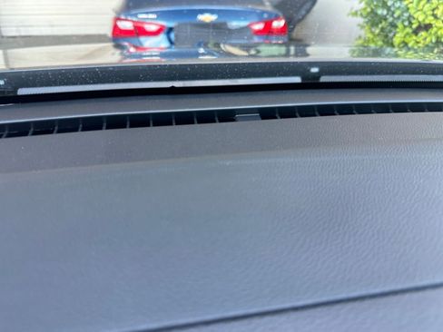 Used 2025 Toyota Highlander LE image 20