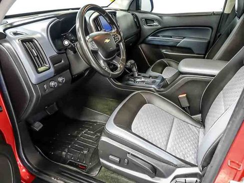 Used 2015 Chevrolet Colorado Z71 w/ LPO, Bed Protection Package AWD/4WD image 14