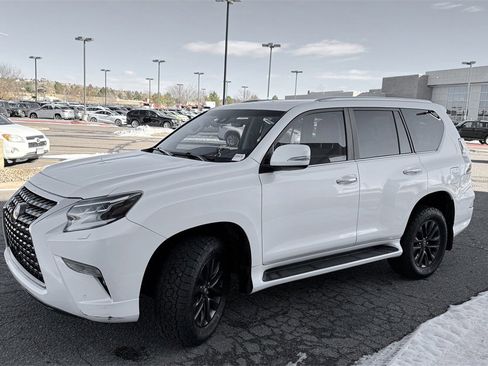 Used 2020 Lexus GX 460 Premium image 4