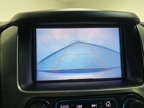 Used 2018 Chevrolet Suburban Premier image 21