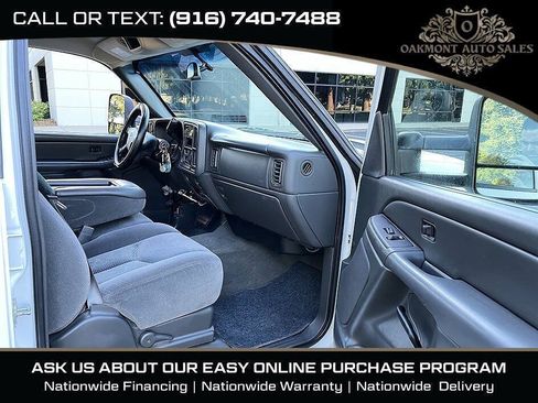 Used 2006 Chevrolet Silverado 3500 LT w/ Heavy-Duty Power Package AWD/4WD image 10