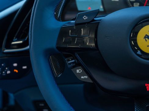 Certified 2025 Ferrari Roma Spider RWD image 36