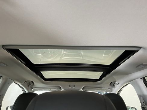 Used 2020 Nissan Murano SL image 24