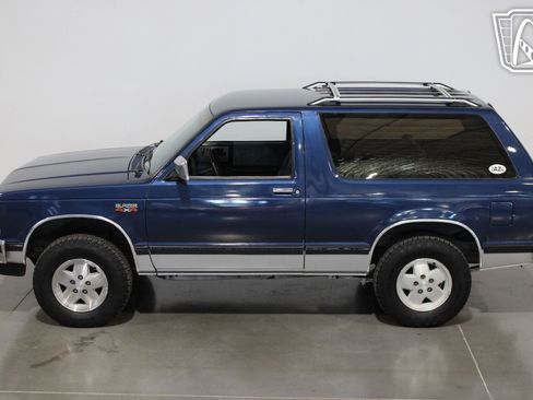Used 1988 Chevrolet S10 Pickup 4WD image 20
