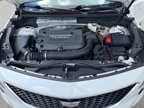 Used 2019 Cadillac XT4 Sport FWD image 28