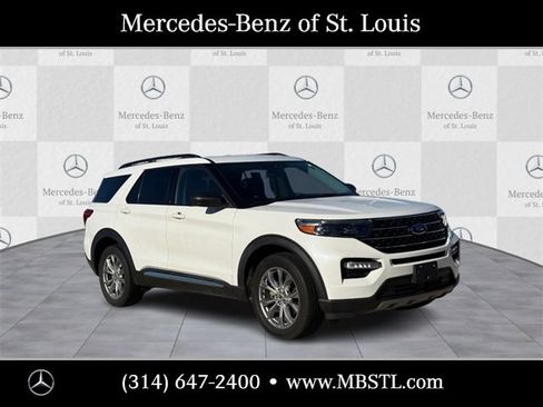 Used 2020 Ford Explorer XLT w/ Equipment Group 202A image 1