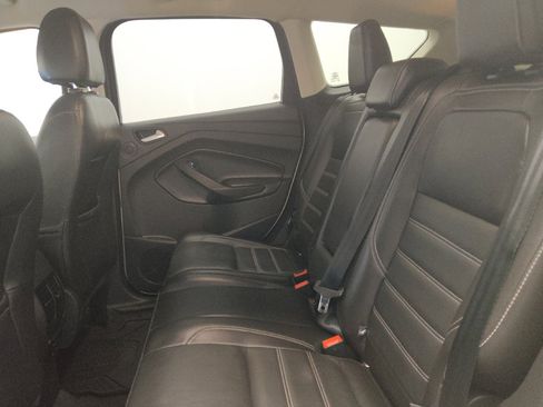 Used 2017 Ford Escape Titanium FWD image 18