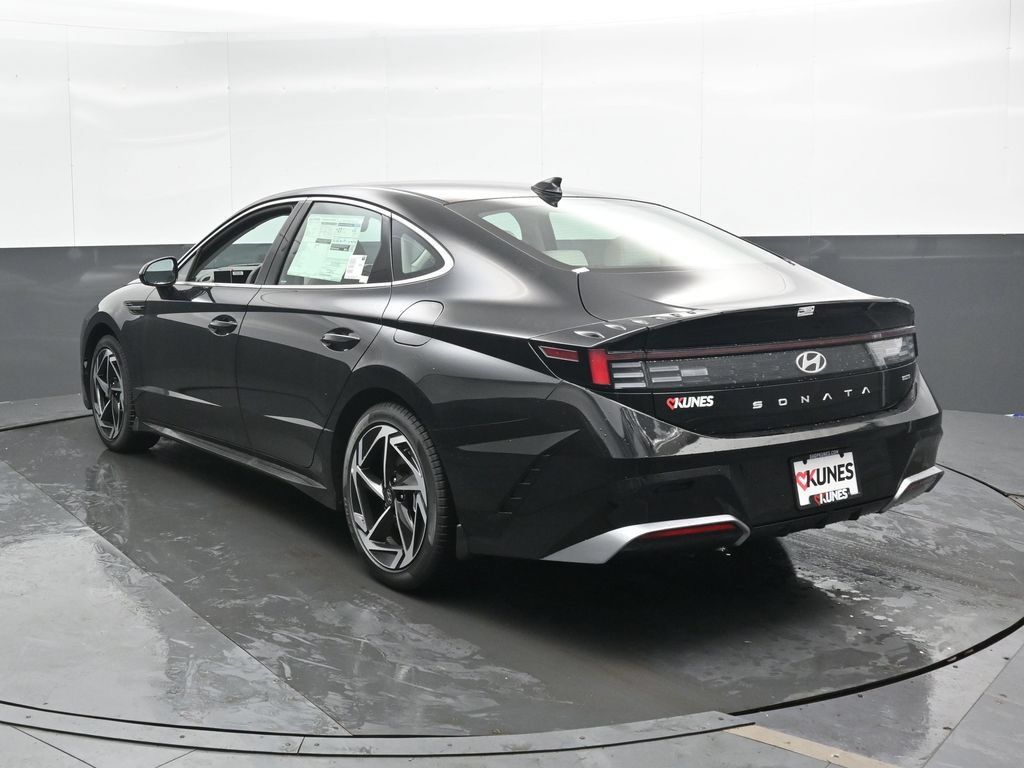 New 2026 Hyundai Sonata SEL AWD/4WD image 10