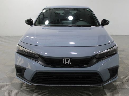 Used 2023 Honda Civic Sport image 32
