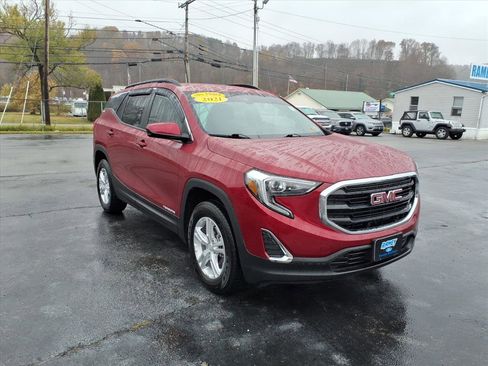 Used 2021 GMC Terrain SLE w/ Driver Convenience Package image 6