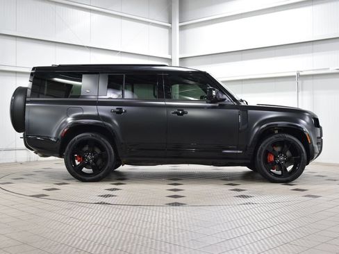 Used 2024 Land Rover Defender 130 X AWD/4WD image 9