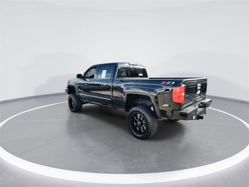 Used 2018 Chevrolet Silverado 2500 LTZ w/ Duramax Plus Package image 6
