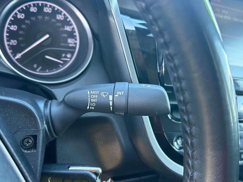 Used 2024 Toyota Camry SE image 22