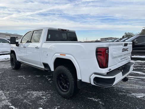 Used 2025 GMC Sierra 3500 Denali Ultimate image 13