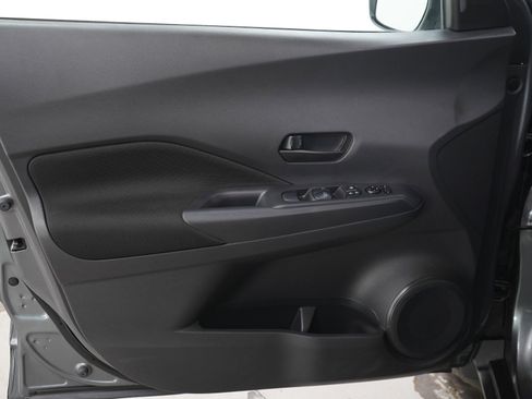 Used 2024 Nissan Kicks S FWD image 19