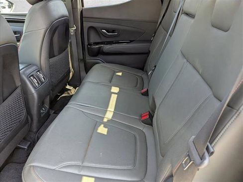 Used 2022 Hyundai Santa Cruz Limited image 25