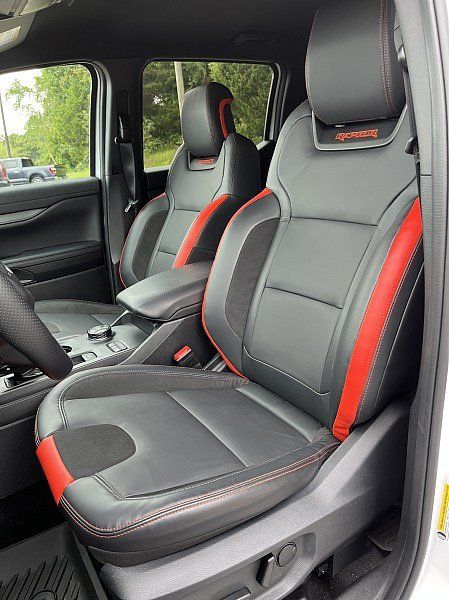 Used 2025 Ford Ranger Raptor AWD/4WD image 13