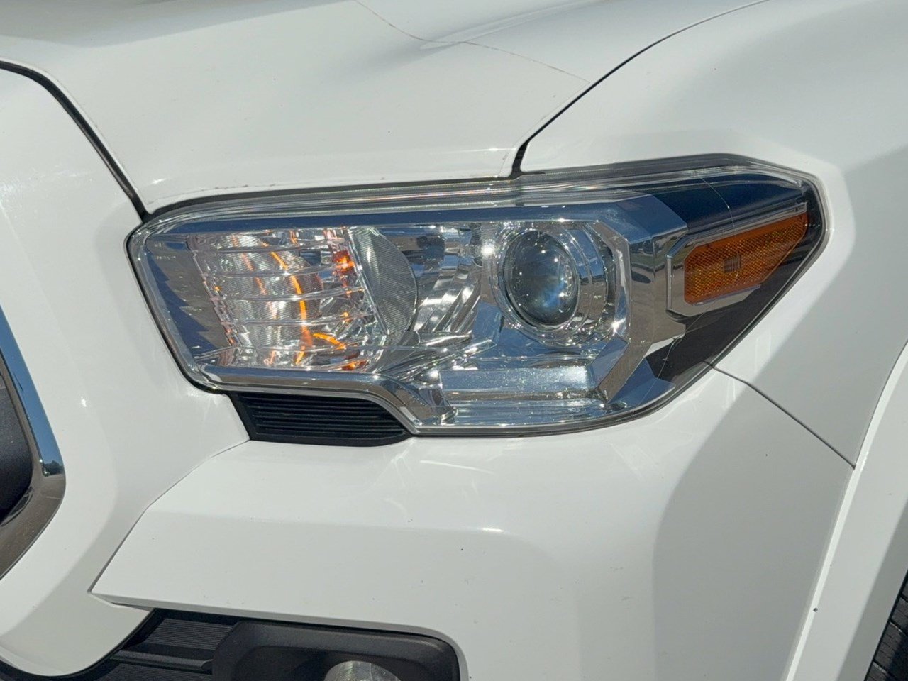 Used 2023 Toyota Tacoma SR5 RWD image 12