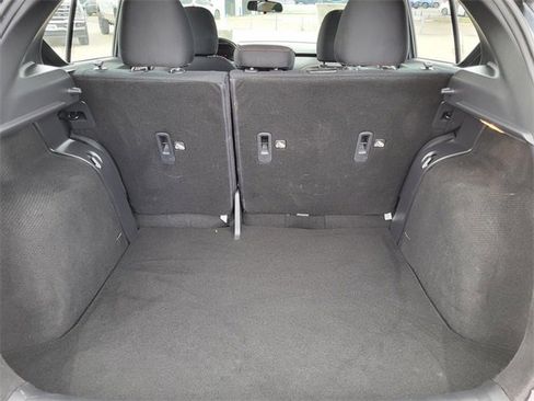 Used 2024 Nissan Kicks SR image 18