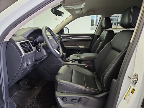 Certified 2023 Volkswagen Atlas SE AWD/4WD image 13