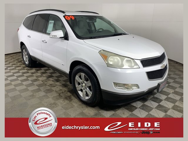 Used 2009 Chevrolet Traverse LT AWD/4WD image 1