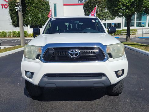 Used 2013 Toyota Tacoma PreRunner image 4