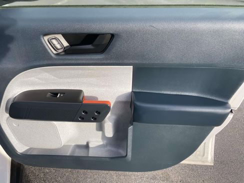 Used 2022 Ford Maverick XLT image 39