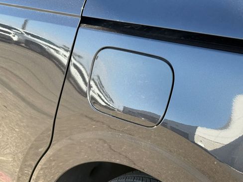 Used 2025 Kia Carnival LXS image 10