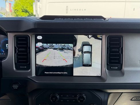 New 2026 Ford Bronco Outer Banks w/ Sasquatch Package AWD/4WD image 20