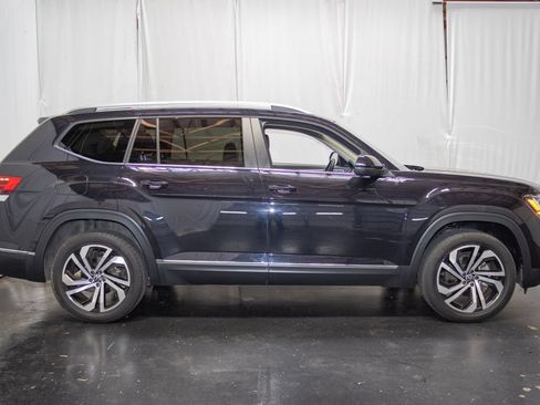 Used 2023 Volkswagen Atlas SEL AWD/4WD image 4