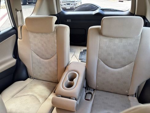 Used 2010 Toyota RAV4 4WD V6 image 39