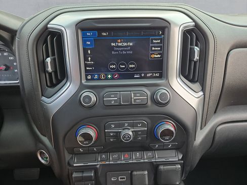 Used 2019 Chevrolet Silverado 1500 RST w/ All-Star Edition AWD/4WD image 17