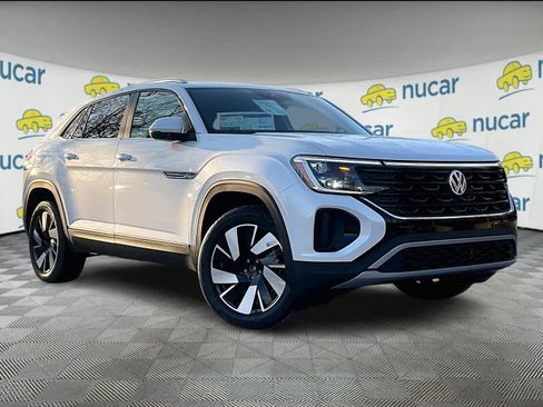 New 2026 Volkswagen Atlas Cross Sport SE image 1