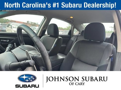 Used 2017 Nissan Altima 2.5 SR FWD image 7