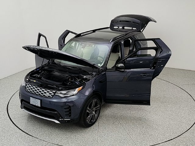New 2026 Land Rover Discovery Limited Edition AWD/4WD image 41
