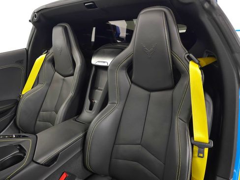 Used 2021 Chevrolet Corvette Stingray Preferred Cpe w/ Z51 Performance Package RWD image 41