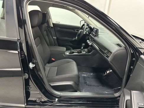 Certified 2025 Honda Civic LX image 38