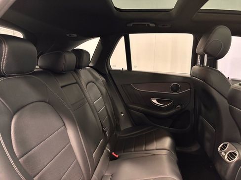 Used 2018 Mercedes-Benz GLC 300 4MATIC image 24