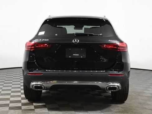 New 2026 Mercedes-Benz GLA 250 4MATIC image 6