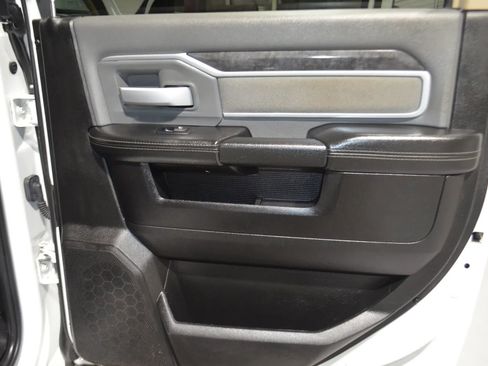 Used 2020 RAM 2500 Big Horn image 23