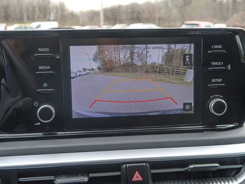 Used 2023 Kia K5 LXS image 29