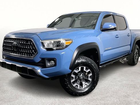 Used 2019 Toyota Tacoma SR image 15