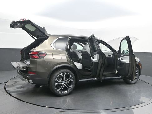 New 2026 BMW X5 xDrive40i image 54
