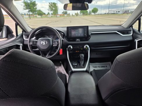 Used 2019 Toyota RAV4 LE w/ Carpet Mat Package AWD/4WD image 46