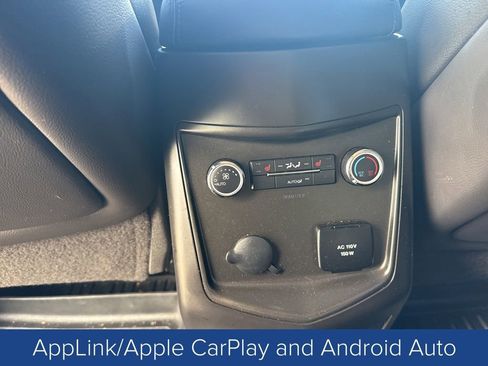 Used 2019 Lincoln MKT AWD image 28