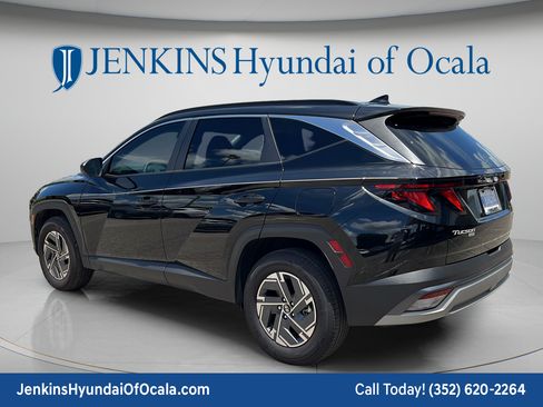 Certified 2025 Hyundai Tucson Blue AWD/4WD image 5